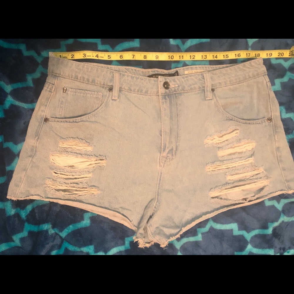 Blackheart high waist shorts Junior size 15!